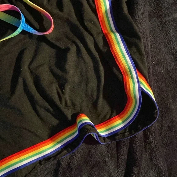 Pride shorts - Picture 2 of 2
